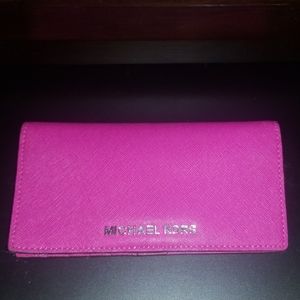 Michael Kors Jet set bifold wallet
